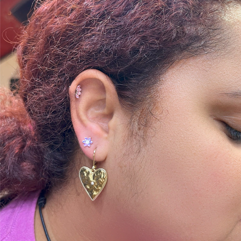 PIERCING PINK LEAVES